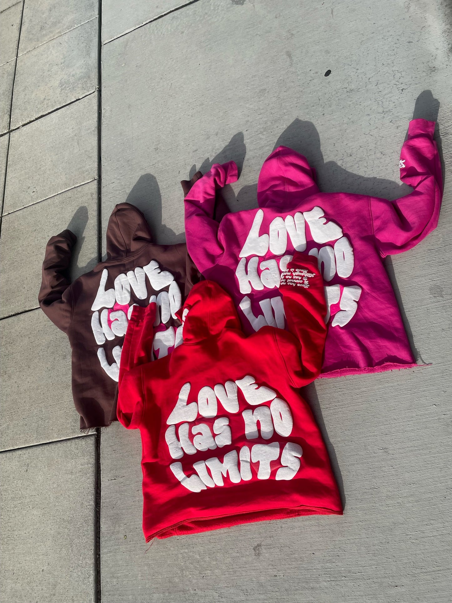 LOVE HAS NO LIMITS (PINK)